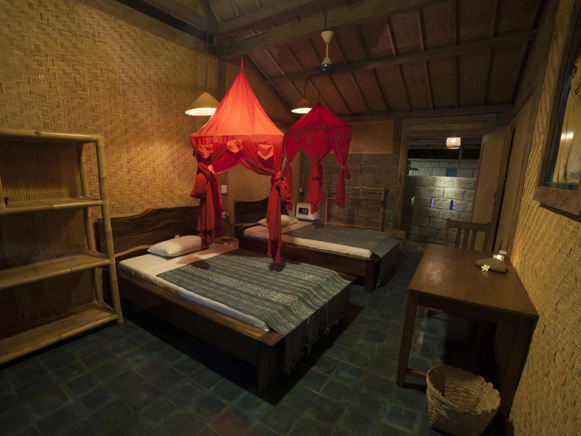 Pondok Pitaya Balian Hotel Selemadeg  Екстер'єр фото